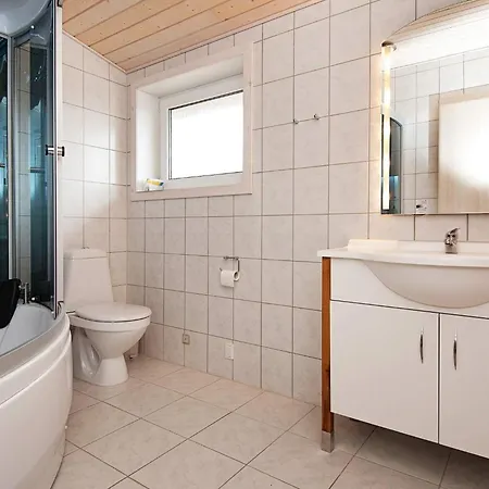 4 Star In Ferienhaus *